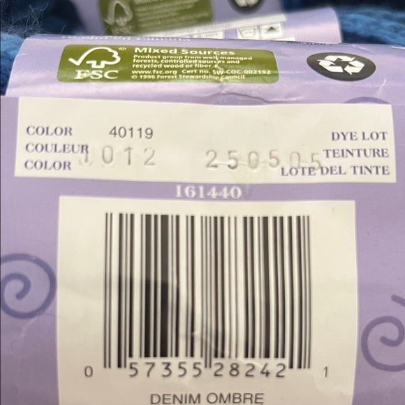 Bernat Softee Chunky Yarn in Denim Ombré, 6 Skeins - Picture 2 of 4